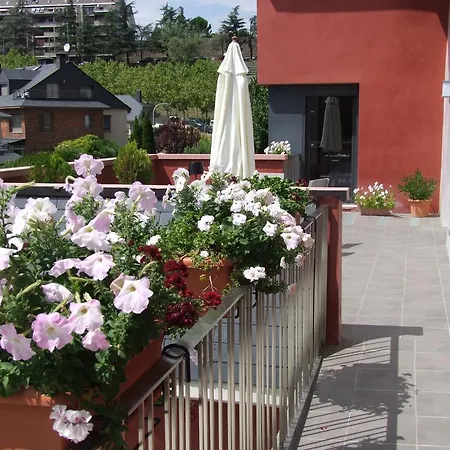 Iacca Otel